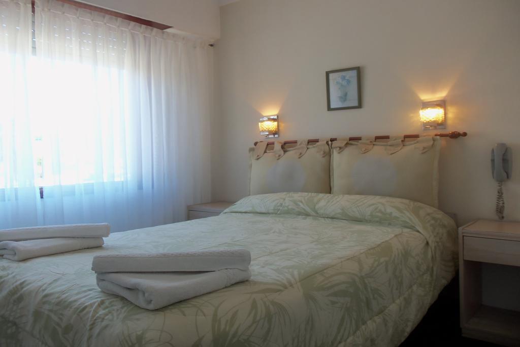 Dino'S Hotel Villa Gesell Quarto foto