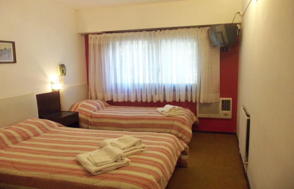 Dino'S Hotel Villa Gesell Quarto foto