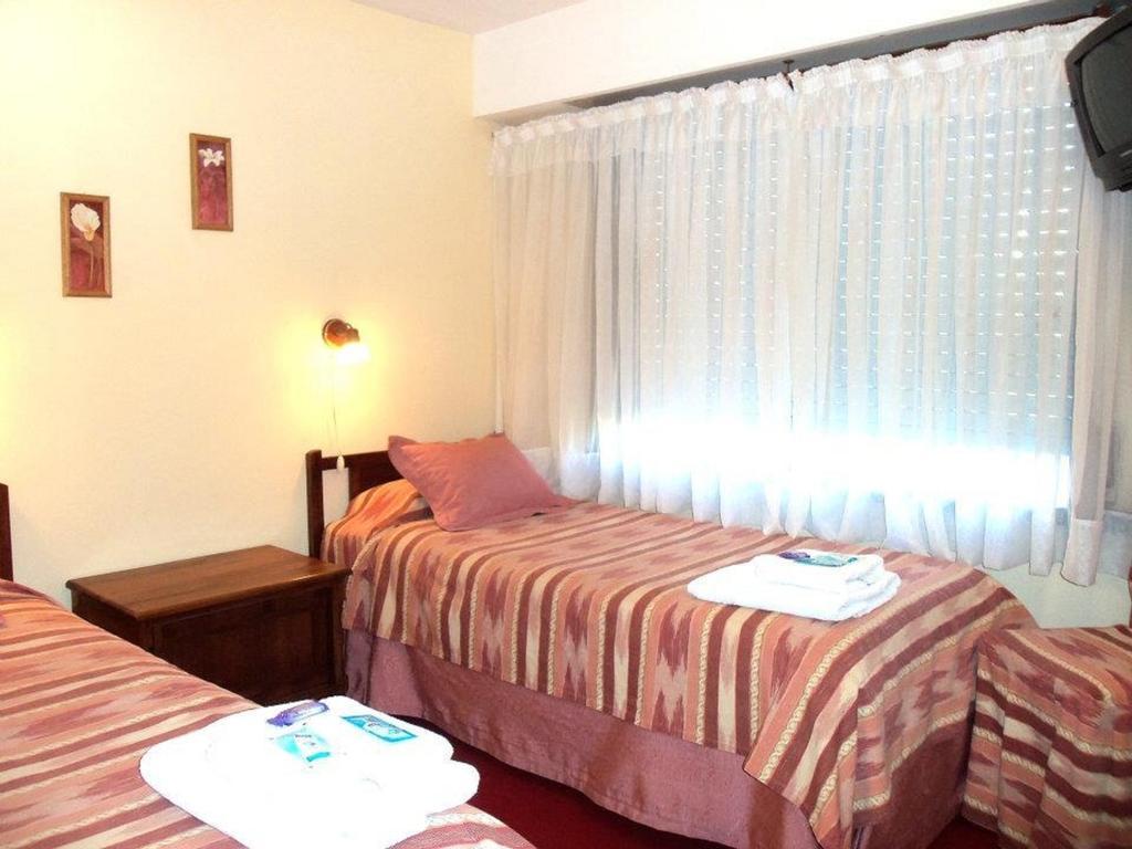 Dino'S Hotel Villa Gesell Quarto foto